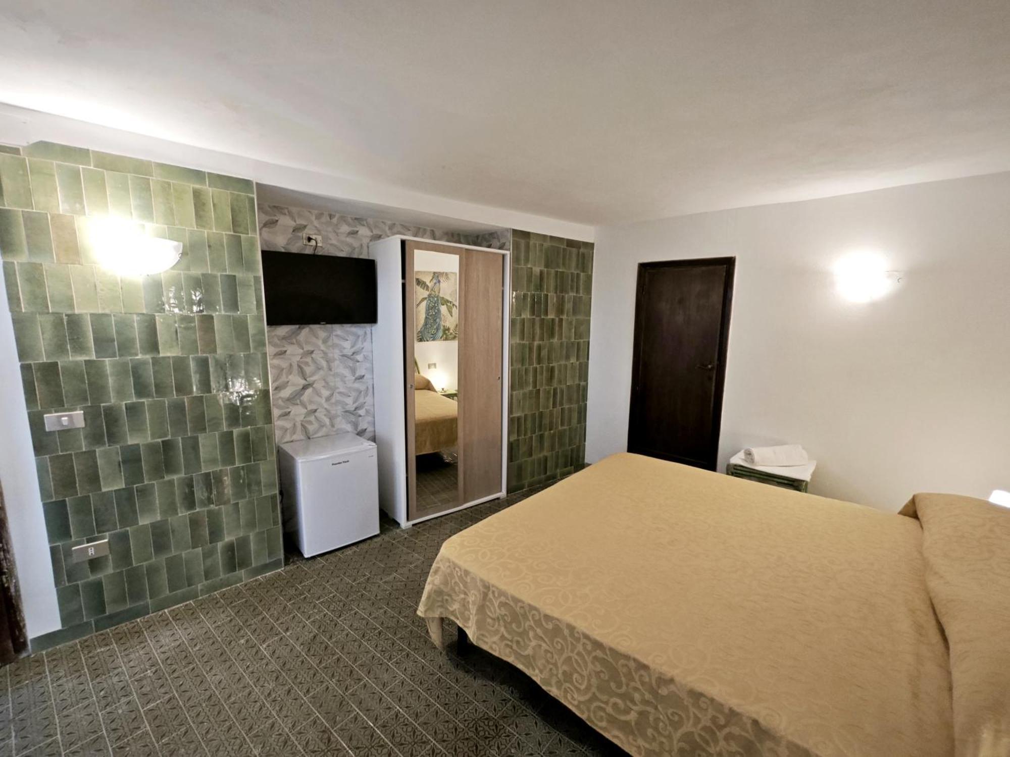 Hotel Golfo Azzurro Capoliveri  Eksteriør bilde